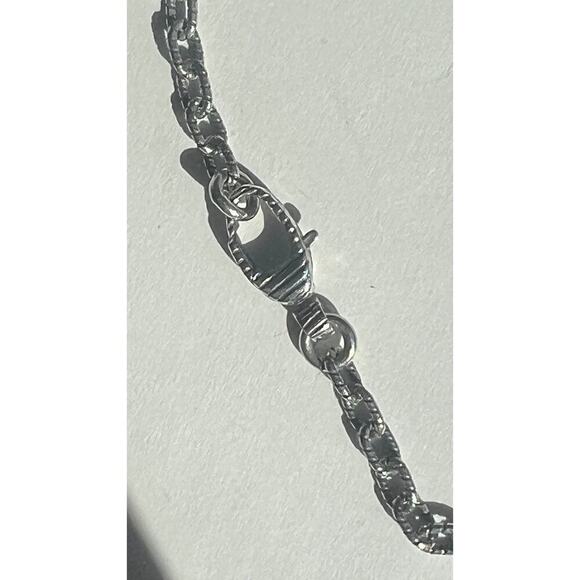 Gucci Textured Interlocking G Pendant Logo Silver Necklace w/ Gift Box NWOT - Picture 7 of 15